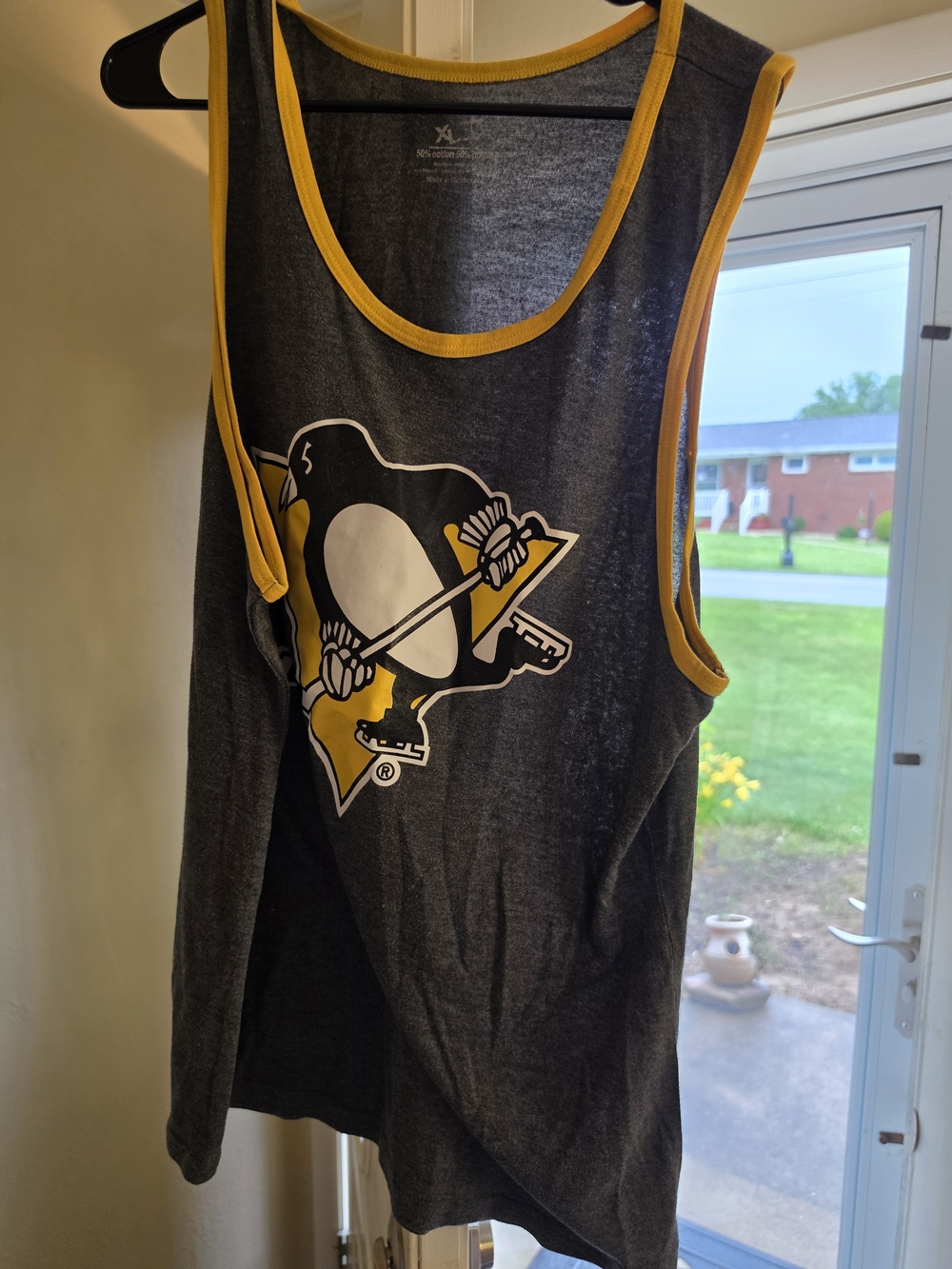 Pittsburgh Penguins Gray & Gold Tank Top